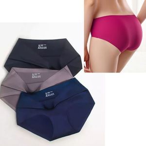 Fashion 4PCs Sexy Floral Soft Silk Seamless Thong Panties(Hips 36