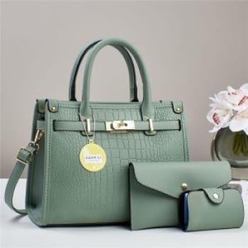 Premium Design Bag Set with Sophisticated Accessories for Ultimate Style and Everyday Versatility
