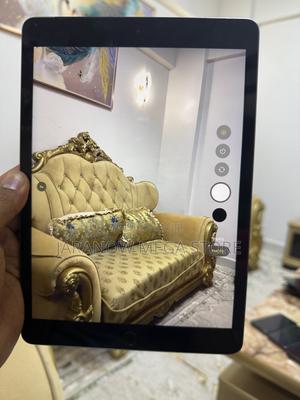 Apple iPad 10.2 (2021) 256 GB Gray — view 3