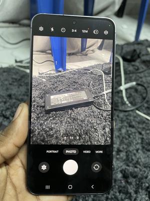 Samsung Galaxy S24 128 GB Black — view 3
