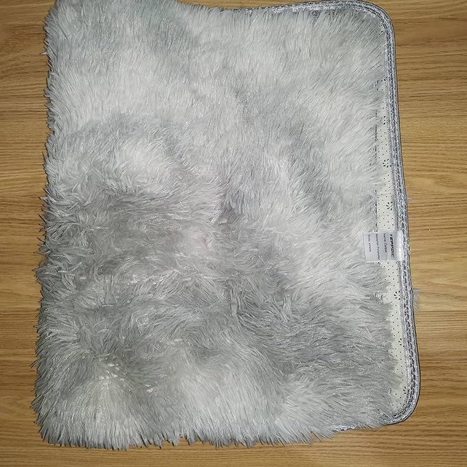Share this product<br />
<br />
<br />
<br />
Door mat fluffy -grey