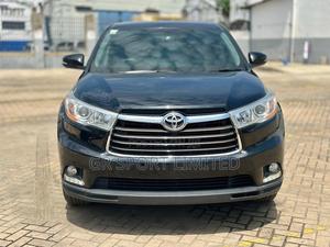 Toyota Kluger 2016 Black — view 2