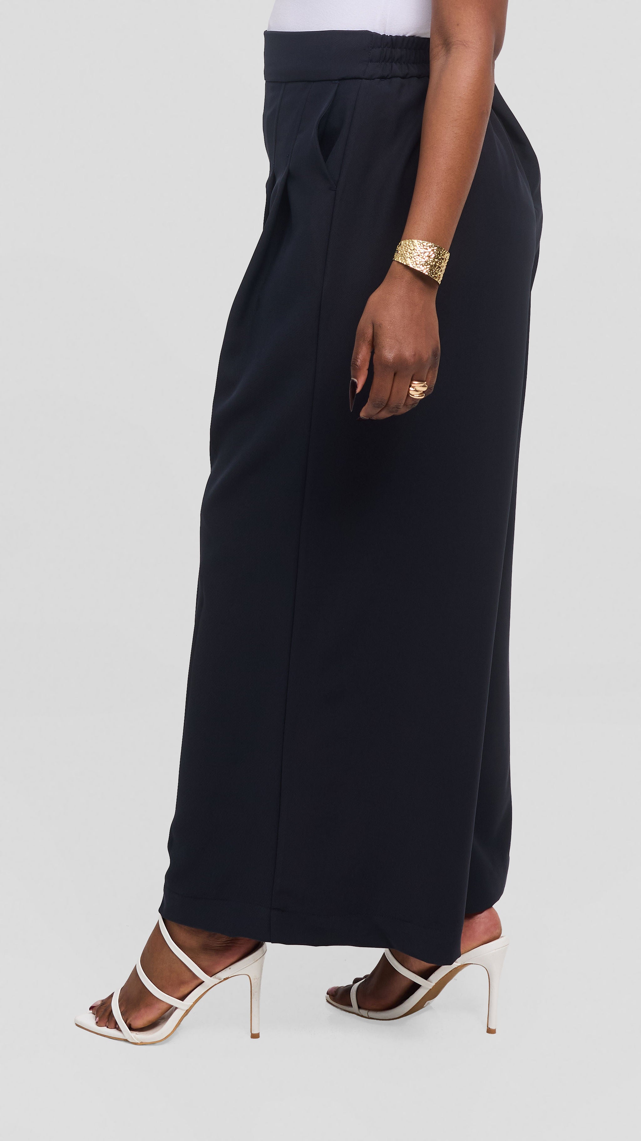 Vivo Pleated Palazzo Pants in Twill - Dark Navy — view 3